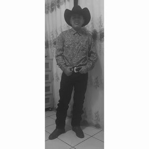 Meet your Posher, Misael