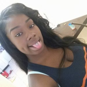 Meet your Posher, Angelica