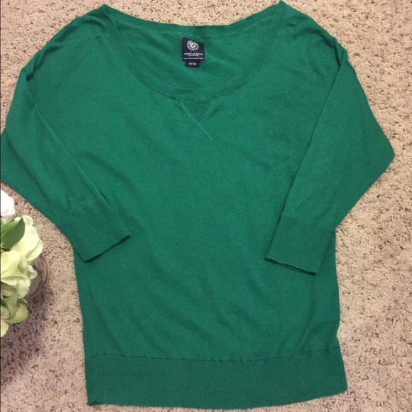 Like New American Eagle Sweater