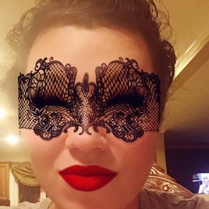 Meet your Posher, Denise