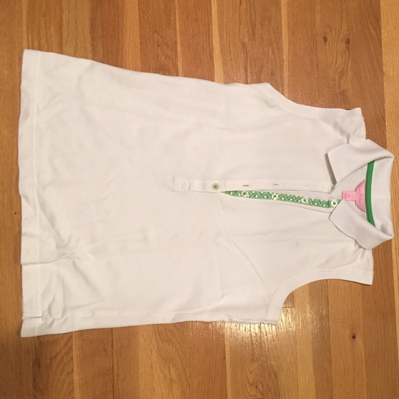 Lilly Pulitzer sleeveless collared shirt