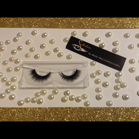 Seductive 3D Mink Eyelashes - Picture 2 of 2