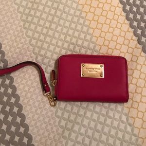 Michael Kors Bags - Michael Kors Wallet Wristlet Michael Kors Bags - Michael Kors Wallet Wristlet