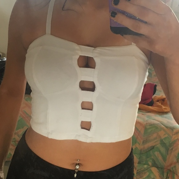 Crop top