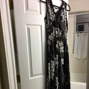 Max Studio Long Maxi Dress!!