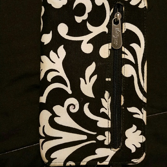 Thirty One Wallet - Picture 2 of 3