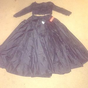 Never worn 3 piece prom gown.