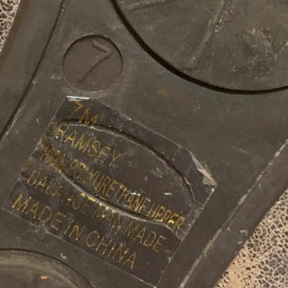 Rose Gold RuffHewn flats - Picture 3 of 3