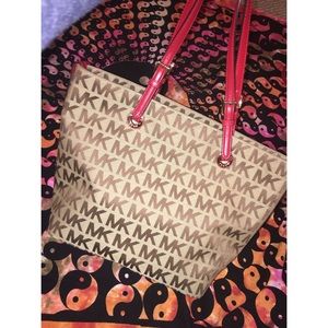 LOWEST MICHAEL KORS SIGNATURE JACQUARD JET TOTE