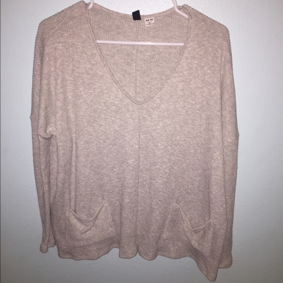 UO Grey Long Sleeve Sweater