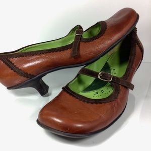 KENNETH COLE REACTION Mooner Eclipse Chestnut