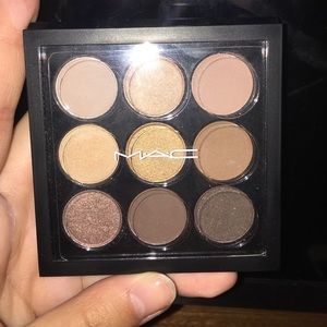MAC eyeshadow palette
