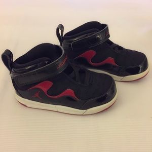 Nike Jordan  Kids Size 8C Black with Red