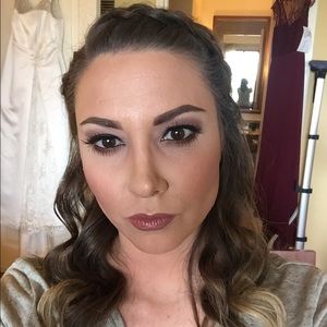 Meet your Posher, Jerolyn