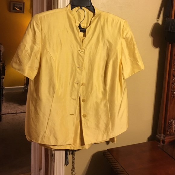 Two piece Yellow Skirt Suit