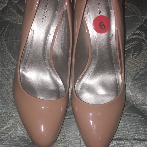 Tahari Blush Pink Heels