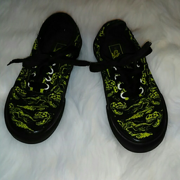 Dinosaur print unisex Vans sneakers