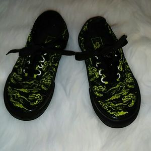 Dinosaur print unisex Vans sneakers