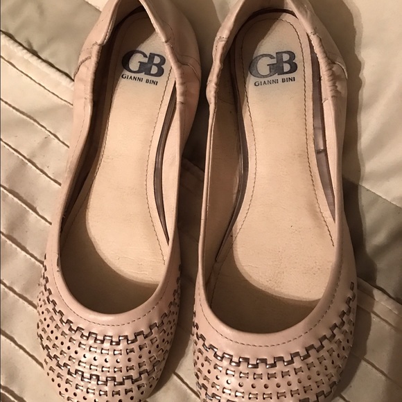 Gianni Bini flats