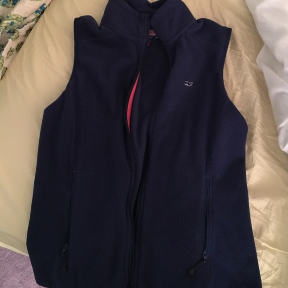Vineyard vines navy vest