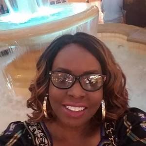 Meet your Posher, Tonisha