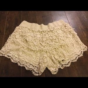 Lace white shorts
