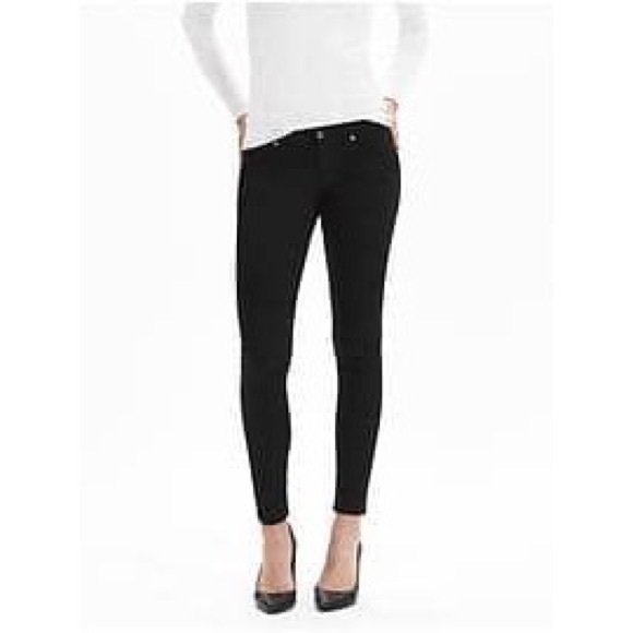 Banana Republic Pants - BANANA REPUBLIC BLACK JEAN LEGGINGS