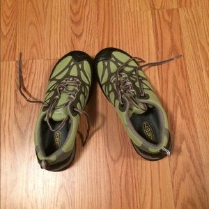 Keen shoes