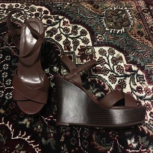 Express chocolate wedge