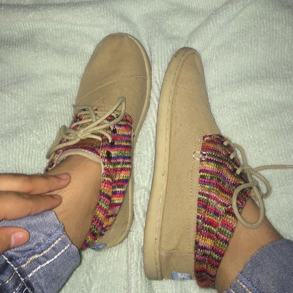 Toms Shoes/ Boots