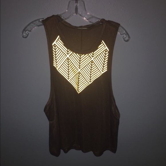 BLACK FRIDAY SALE: Lululemon Gold Tank