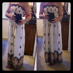 Maxi dress