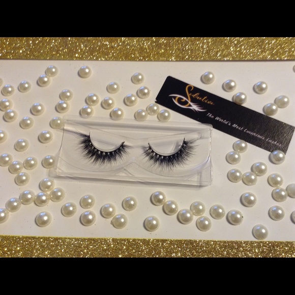Seductive 3D Mink Eyelashes - Picture 2 of 2