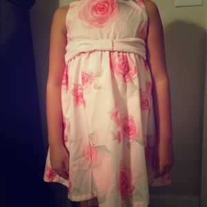 Girls floral dress!