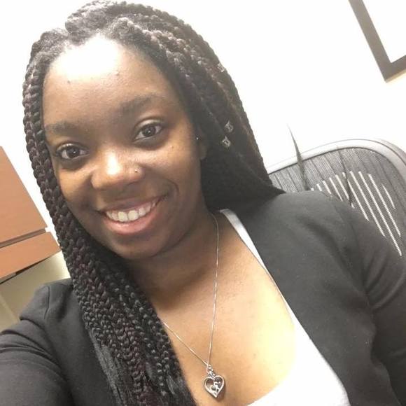 Meet your Posher, Makeda