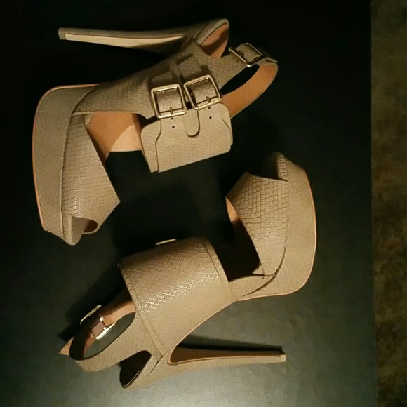 5 1/2 inch High Heel.