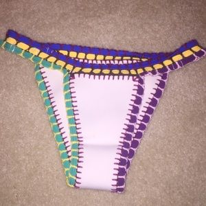 Crotchet neoprene bikini bottoms