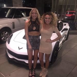 Meet your Posher, Ember