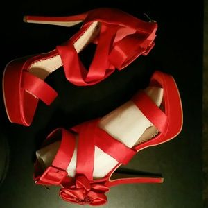 *Brand New* 5 1/2  inch High Heel