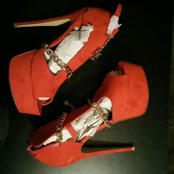 *Brand New* 6 inch High Heel