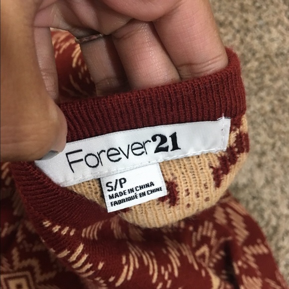 Forever 21 Christmas sweater - Picture 4 of 4