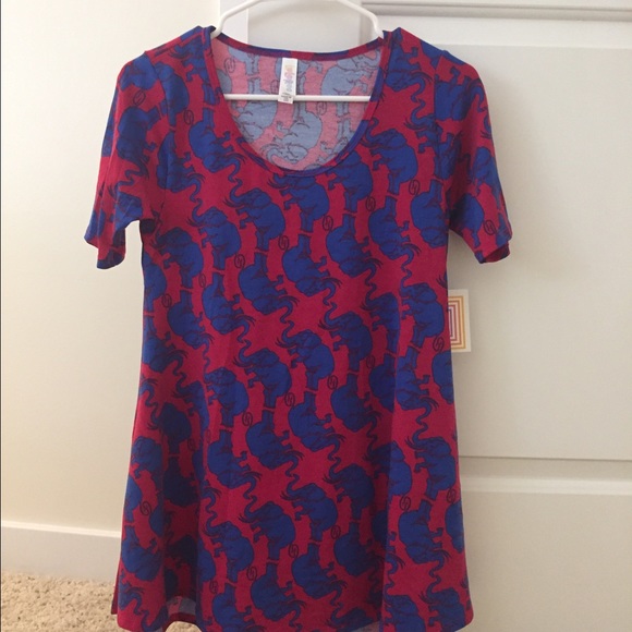 NWT LLR Elephant Print Perfect T
