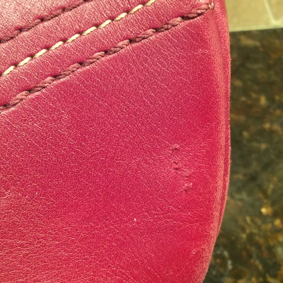 Handbag - Picture 3 of 4