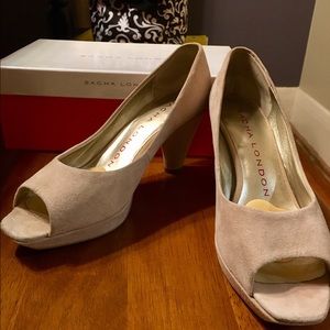 Sacha London 👀 peep 👀 toe pumps LNIB