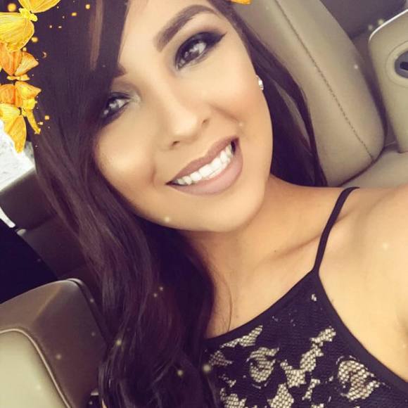 Meet your Posher, Ivette