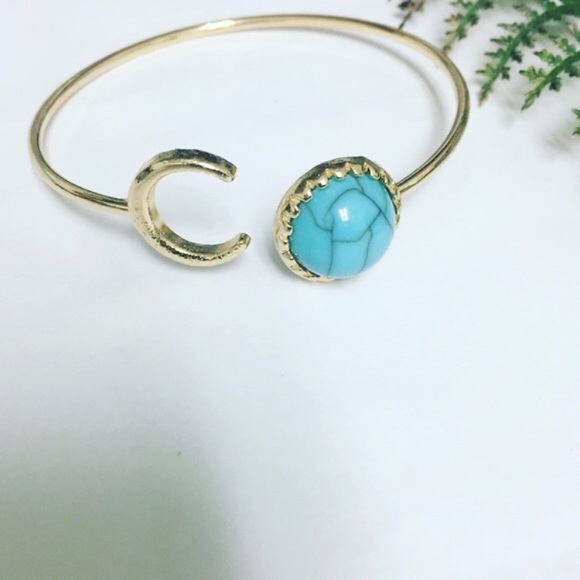❗️one left❗️Gold Moon & Turquoise Bangle - Picture 4 of 4