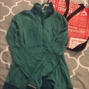 Lululemon half zip pullover SZ 6