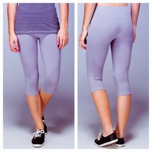 Lululemon In The Flow Crop - Very Gently Worn