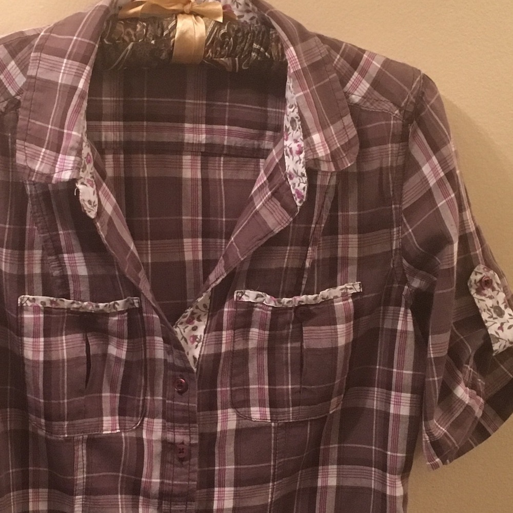 Maurices Super Cute Plaid Top 🌺