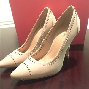 Brand drew nude suede heels SZ 7